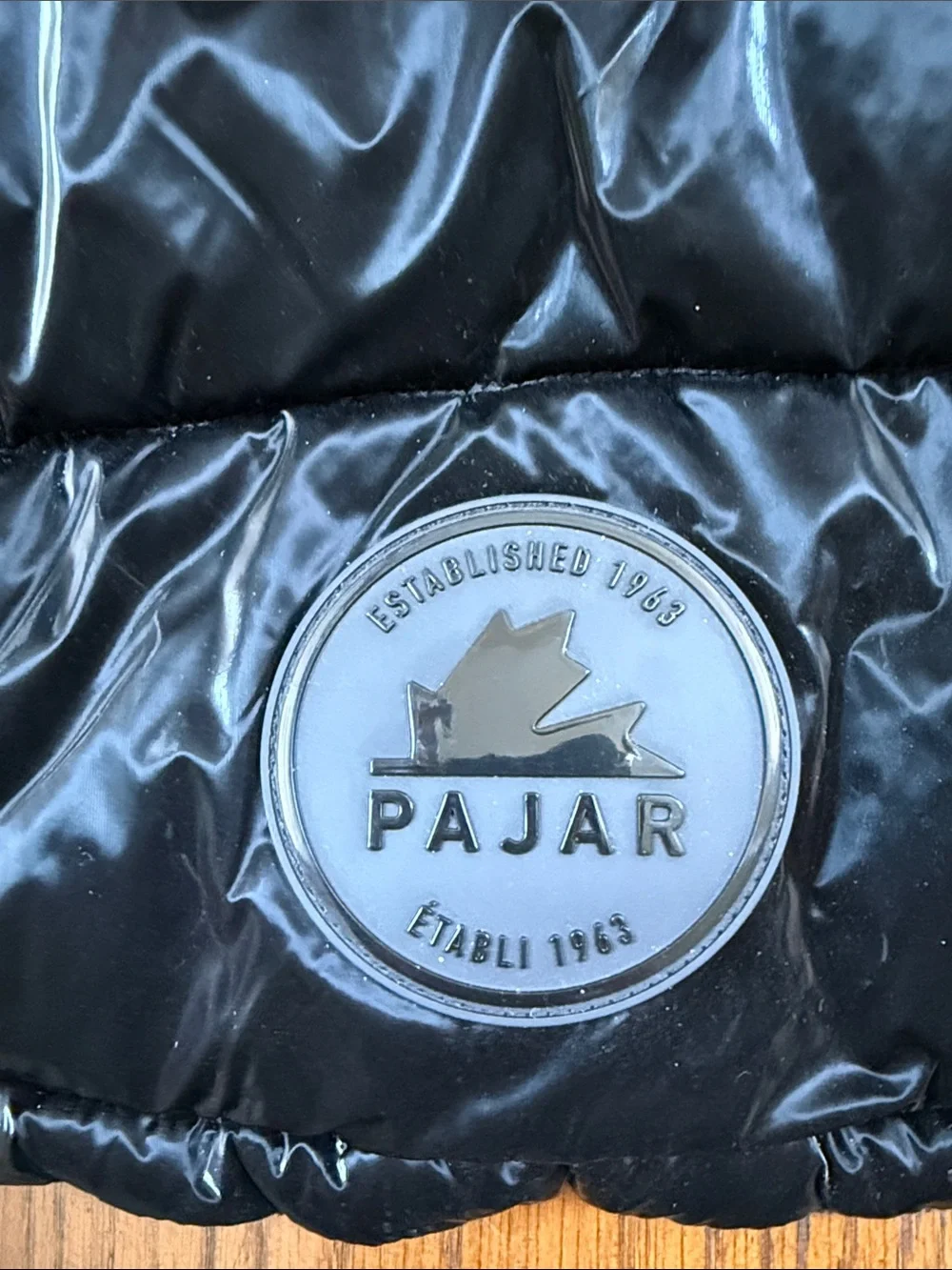 Pajar Dog Black Quilted Puffer Vest/Jacket with Faux Fur Collar and Belt. Size L